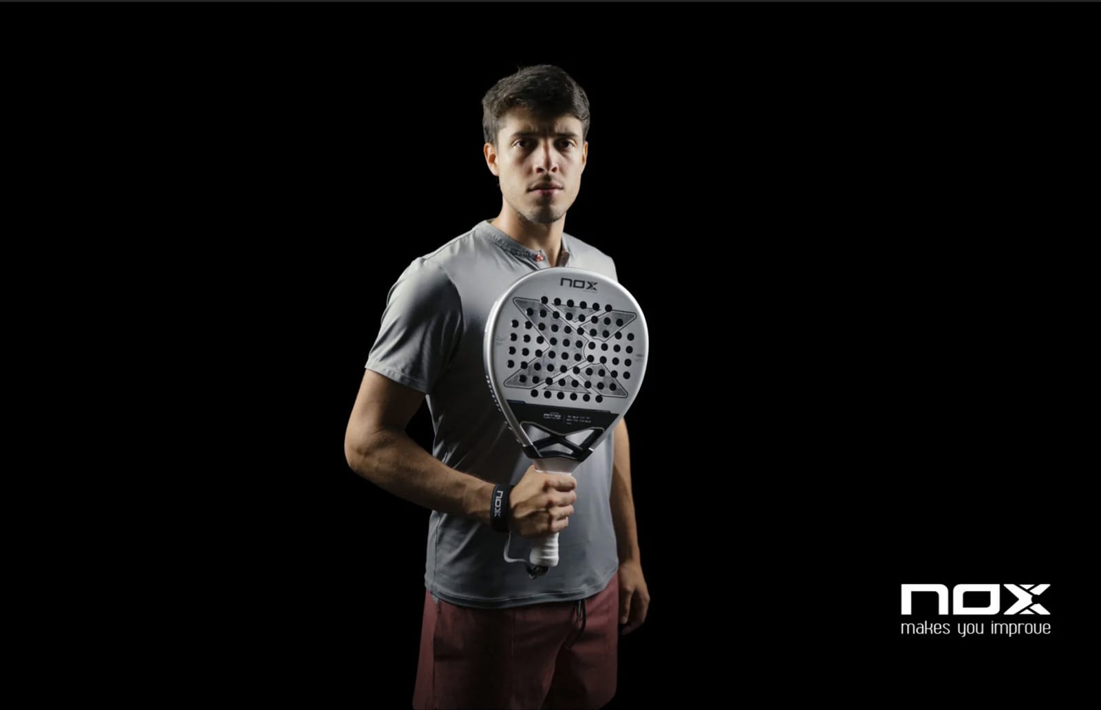 Raquettes AT10 Luxury, Genius 18K, Alum 12K et AT2 Genius LTD – Tapia