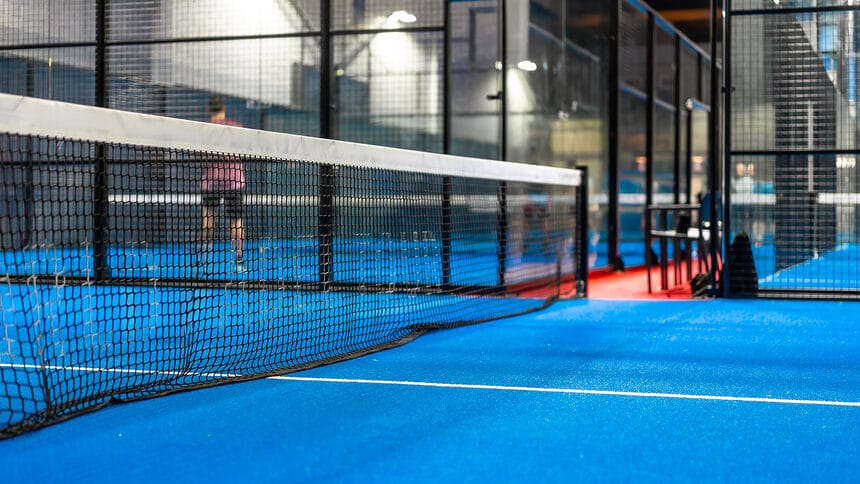 terrain de padel dimensions hauteur filets tout ce quil faut savoir